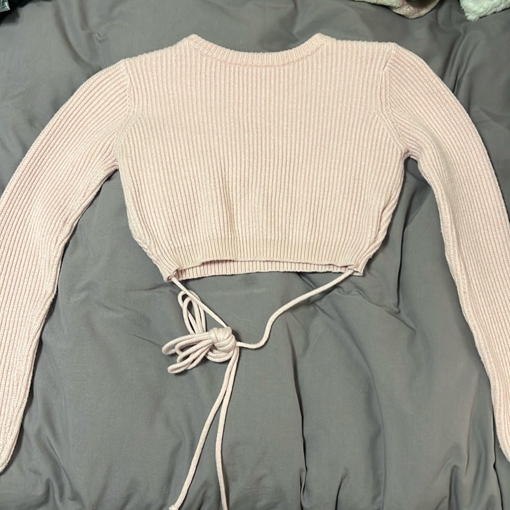 Adika Women's Pink knitted cropped sweater with tie around stomach